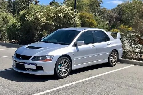 Kekurangan Mitsubishi Lancer Evo 4. Apa kelebihan dan kekurangan Mitsubishi Lancer Evolution (1992