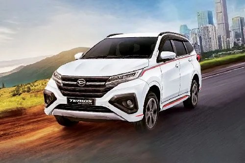 Perbandingan Rush Dengan Terios. Daihatsu Terios vs Toyota Rush