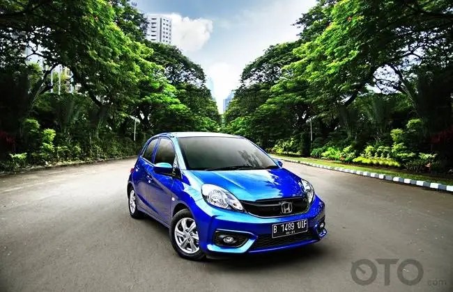 Harga Mobil Brio Bekas 2016. Panduan Beli Honda Brio Bekas 2016-2018, Kenali Harga dan