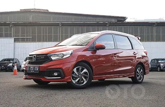 Perbedaan Honda Brv Dan Mobilio. Honda Mobilio RS atau BR-V E, Pilih Mana?