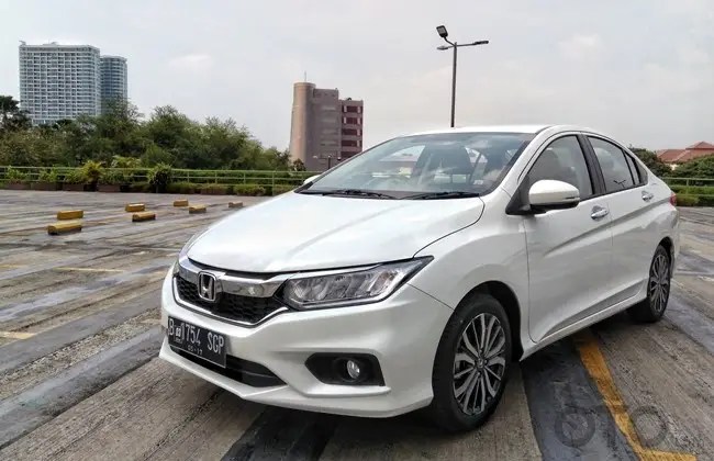 Ground Clearance Honda City. New Honda City E CVT: Bersolek Demi Tetap Eksis