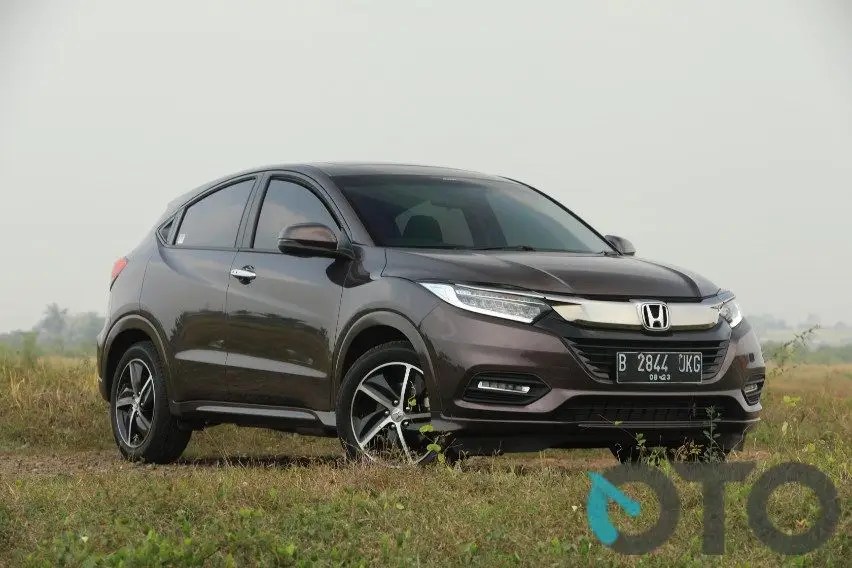 Apakah Honda Hrv Irit Bahan Bakar. Naksir Honda HR-V, Pilih Varian 1.5 atau 1.8?