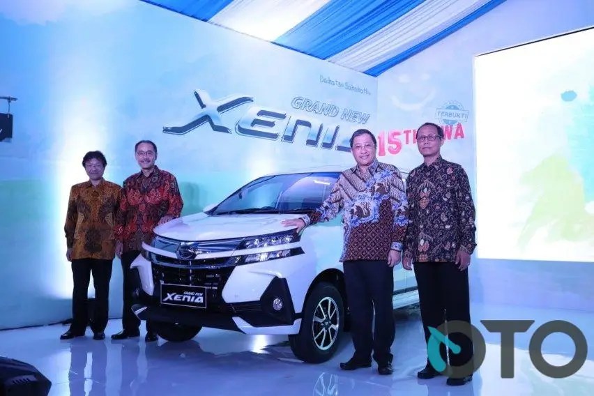 Harga Mobil Xenia Baru Tahun 2019. Grand New Daihatsu Xenia 2019 Resmi Meluncur, Harga Tetap