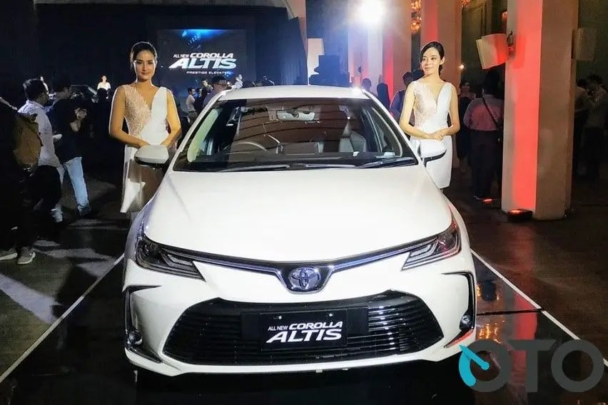 Harga Toyota Corolla Altis 2019. Toyota Corolla Altis 2019 Diluncurkan, Apa yang Baru?