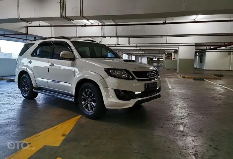 Perbedaan Fortuner Vnt Dan Trd 2014. Mau Beli Toyota Fortuner TRD Sportivo Bekas? Ini Panduannya