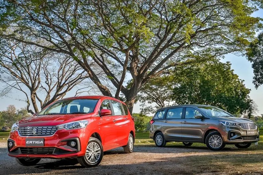 Harga Mobil Ertiga Warna Hitam. Daftar Harga Suzuki All New Ertiga per Maret 2021, Mana yang