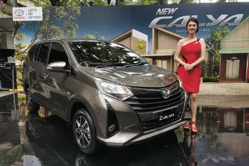 Toyota Calya Vs Avanza. Lebih Baik Pilih Toyota Calya Baru atau Avanza Bekas?