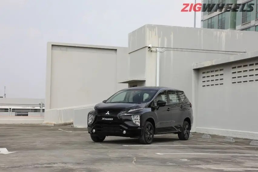 Xpander Rockford Fosgate Limited Edition. Pilih Mitsubishi Xpander Rockford Fosgate Black Edition atau