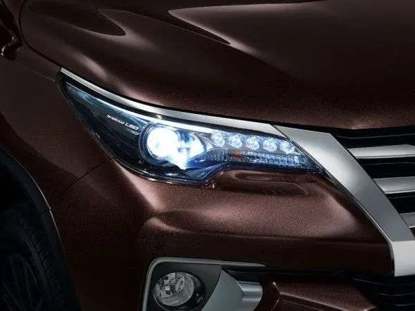 Cara Mematikan Lampu Led Pajero. Kenali Fitur Lampu Toyota All New Fortuner