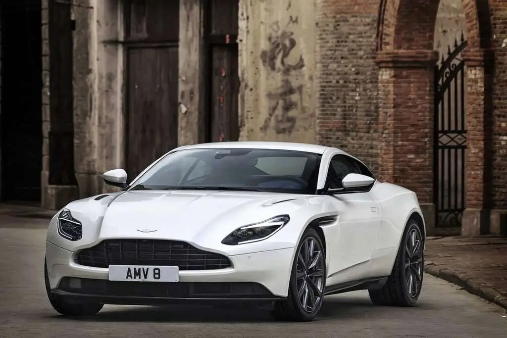 Mobil Aston Martin Db11. Aston Martin DB11 V8, Best Coupe 'What Car?'