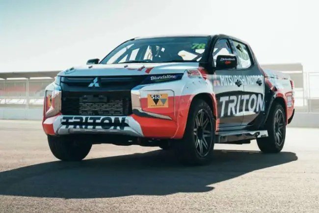 Mitsubishi Strada Triton Modifikasi. Inspirasi Modifikasi Double Cabin Mistubishi Triton