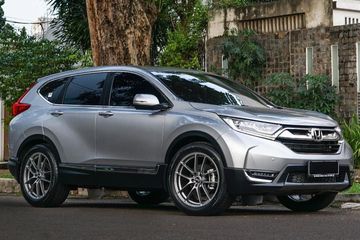 Ban Yang Bagus Untuk Cr V. Modifkasi SUV, Honda CR-V Tambah Oke Pakai Pelek Ini