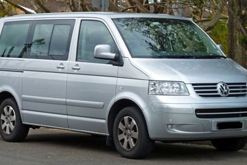 Vw Caravelle Diesel. Volkswagen Caravelle MPV Nyaman Dikendarai, Namun