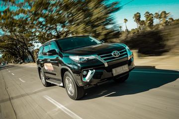 Harga Mobil Fortuner Bekas Tahun 2018. Toyota Fortuner 2018 Seken, Tipe G Diesel Tahun Muda Rp 300