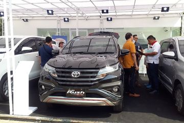 Hot Wheels Toyota Rush. Lagi Cari All New Toyota Rush? Yuk Buruan Datang ke Otobursa