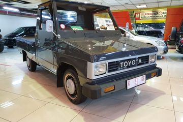 Spesifikasi Toyota Kijang Tahun 1985. Demi Nostalgia, Kijang Doyok Tahun 1985 Masih 'Kinyis-kinyis