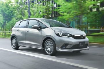 Harga Honda Jazz Hybrid Second Hand. Harga Honda Jazz Terbaru Tembus Rp 1 Miliar di Singapura, di