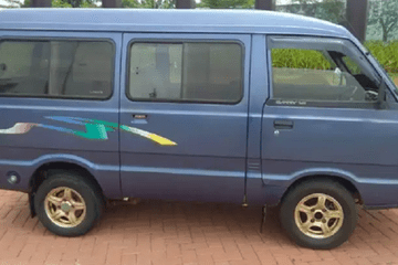 Harga Suzuki Carry Minibus. Murah Banget, Suzuki Carry Minibus Bekas Dibanderol Mulai Rp 16