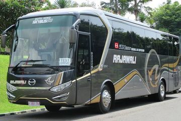 Mesin Bus Hino Terbaru. Pencinta Bus Merapat! Ini Dia Daftar Harga Bus Hino Ukuran