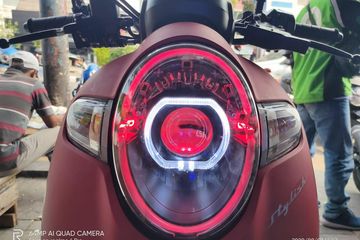 Cara Ganti Lampu Depan Scoopy Fi. Ganti Headlamp Honda Scoopy Pakai Proyektor, Warna Bisa Diatur