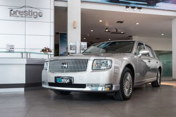 Harga Toyota Century Di Indonesia. Intip Kemewahan Toyota Century, 'Rolls-Royce' Versi Asia yang