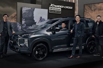 Harga Xpander Cross Oktober 2020. Mitsubishi Xpander Cross Rockford Fosgate Black Edition Dirilis