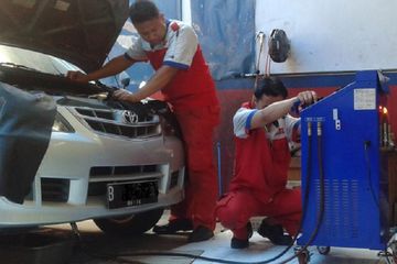 Harga Oli Matic Avanza. Mobil Avanza Setiap 80.000 Km Wajib Kuras Oli Trasmisi Matik