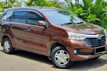 Harga Mobil Xenia Baru Tahun 2017. Kondisi Mulus Pajak Hidup, Daihatsu Xenia Tahun 2017 Dijual