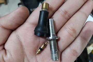 Cara Mengetahui Ban Tubeless Atau Bukan. Ini Dua Perbedaan Pentil Ban Mobil, Tinggal Lihat Bagian Ini