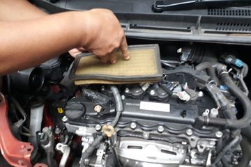 Fungsi Filter Udara Mobil. Ini Fungsi Utama Filter Udara Mobil, Kalau Kotor Bisa Bikin Tekor