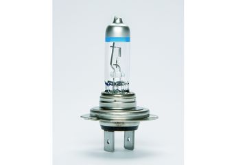 Cara Mengganti Bohlam Headlamp Innova. Bukan Sekadar Ganti Bohlam, Beberapa Poin Berikut Harus