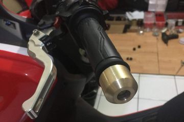 Cara Melepas Jalu Stang Motor. Ngoprek Santuy, Begini Cara Mengganti Balancer Setang Bawaan