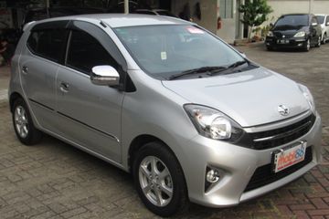 Mobil Warna Silver Metalik. Bikin Penasaran, Bengkel Bilang Mobil Warna Silver Paling Aman