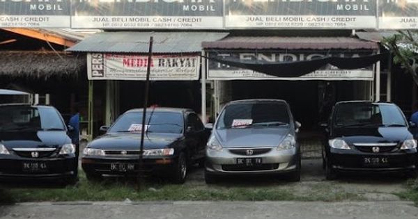 Harga Mobil Kijang Innova Bekas Di Medan. Harga Mobil Bekas di Medan Turun, Pemilik Showroom