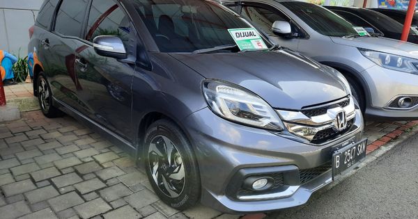 Harga Mobil Xenia Bekas Over Kredit. Beli Mobil Bekas Masih Masa Cicilan, Begini Tips Aman Over Kredit