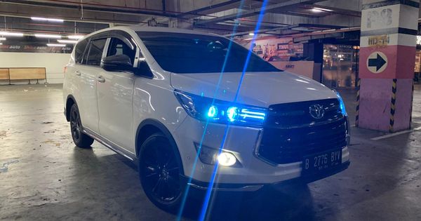 Cara Setel Lampu Innova Reborn. Biaya Custom Headlamp Proyektor Devil Eyes di Toyota Innova