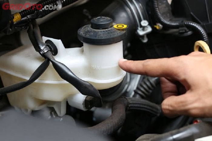 Minyak Rem Mobil Xenia. Jangan Sembarangan Ganti Spesifikasi Minyak Rem Mobil, Ini