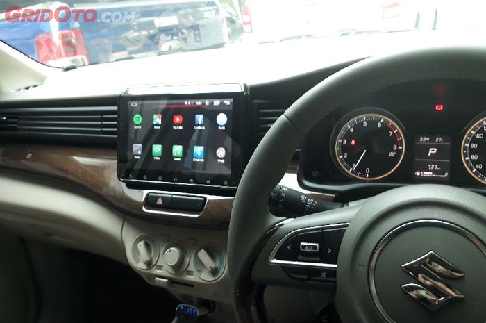 Cara Pasang Head Unit Android Ertiga. Video Bedah Head Unit MTech Android Suzuki Ertiga