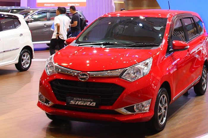 Berapa Liter Oli Daihatsu Sigra. Daihatsu Sigra dan Ayla Beda Oli Mesin, Kapasitas dan Spesifikasi