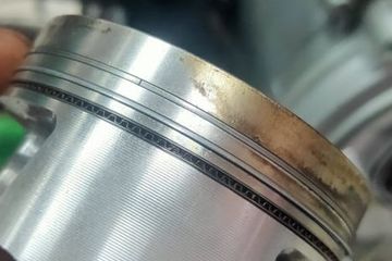 Cara Pasang Ring Piston Mobil. Dua Hal Yang Harus Diperhatikan Saat Memasang Ring Piston