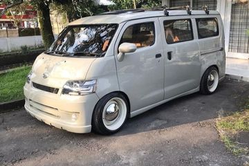 Gran Max Modifikasi Elegan. Modifikasi Daihatsu Gran Max Bandung, Atap Chop Top, Gaya