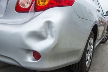 Cara Memperbaiki Bumper Plastik Penyok. Memperbaiki Bumper Penyok Disiram Air Panas, Waspada Efek