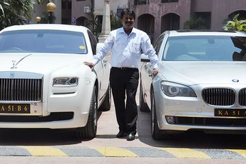 Pajak Mobil Hummer Per Tahun. Ngintip Daftar Pajak Mobil Mewah, Emang 'Serem' Sob!