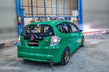 Honda Jazz 2019 Modifikasi Velg. Honda Jazz GE8 Menolak Tua, Pelek Volk dan Kelir Hijau jadi Obat