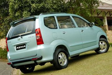 Harga Mobil Daihatsu Xenia Bekas. Modal Rp 50 Jutaan Sudah Bisa Dibawa Pulang Daihatsu Xenia