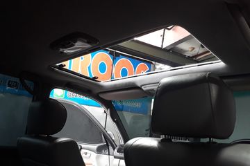 Perbedaan Moonroof Dan Sunroof. Biar Enggak Salah Sebut, Ini Bedanya Sunroof, Moonroof dan