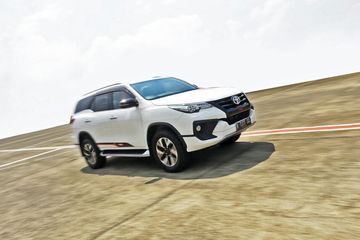 Cara Connect Bluetooth Toyota Rush. Hanya 5 Langkah, Pairing Bluetooth di Toyota Fortuner TRD