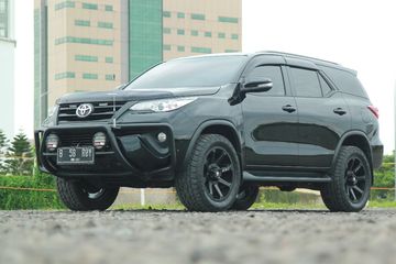 Toyota All New Fortuner 2016. Toyota All New Fortuner G Diesel A/T 2016 Harga Bekasnya Kini