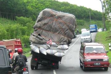 Apa Itu Truk Odol. Kerap Ditemui Truk ODOL di Jalan, Yuk Kenali Apa Itu Over