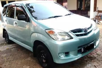 Harga Mobil Xenia Bekas Tahun 2004. Daftar Harga Daihatsu Xenia 2004 Seken Terbaru, Tipe 1.3 Xi